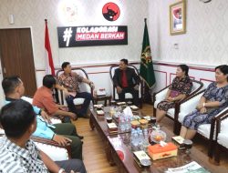 Panitia Pembangunan Gereja BNKP Beraudiensi dengan Ketua DPRD Medan