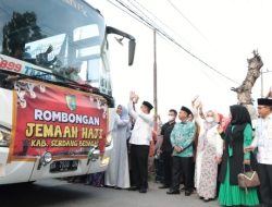 Bupati Sergai Lepas 252 Calon Jamaah Haji Kloter 17