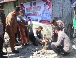 HUT Bhayangkara, Polres Sergai Bedah Rumah Warga