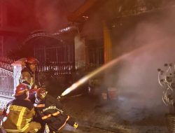 Satu Rumah Hangus Terbakar di Kelurahan Menteng, Medan Denai