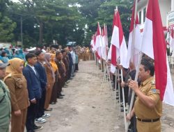 Semarak HUT ke 78 RI, Pemko Tebingtinggi Bagikan Seribu Bendera Merah Putih
