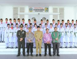 Bupati Kukuhkan 33 Anggota Paskibra Serdang Bedagai