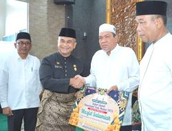 Bobby Nasution Beri Bantuan ke Mesjid Salamiyah