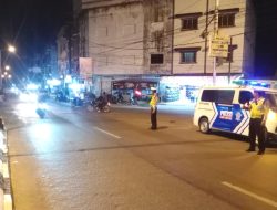 Tingkatkan Keamanan, Satlantas Polres Tebingtinggi Laksanakan ‘Blue Light Patrol’
