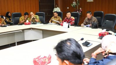 Ketua DPRD Medan Terima Audensi Guru Honorer dan Tenaga Honerer Teknis