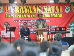 Di Perayaan Natal Dinkes, Bupati Berharap Natal Membawa Semangat Kebersamaan