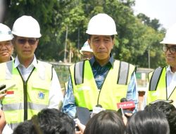 Presiden Jokowi Perintahkan Menkes Awasi Detail Perkembangan Covid-19