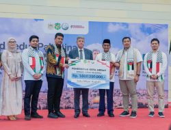 Bobby Nasution Serahkan  Donasi Pemko Medan Rp.1 M untuk Palestina