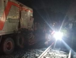 Kecelakaan Truk Tronton dan Kereta Api di Perlintasan Tualang Sergai