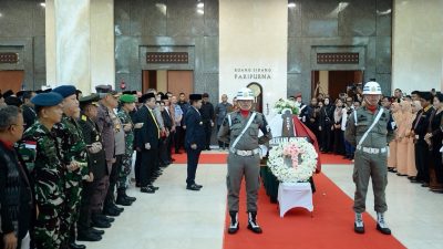 Hadiri Persemayam Ketua DPRDSU, Pj Gubernur: Selamat ‘jalan’ Pak Baskami !