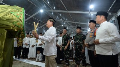 Pj Gubernur Sumut Menabuh Beduk, Semarakkan Malam Takbiran Idul Fitri 1442 H