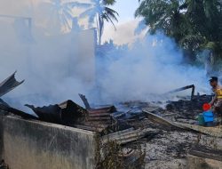 Dua Rumah Terbakar di Tanjungberingin Sergai