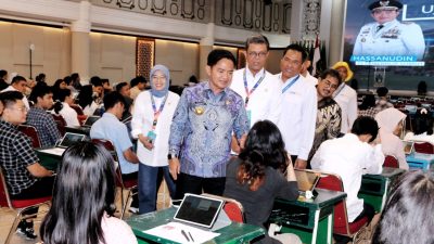 Tinjau UM CBT UGM, Pj Gubernur Sumut Beri Motivasi 1.215 Peserta