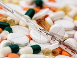 Jangan Campur ! 7 Kombinasi Obat dan Makanan yang Berisiko