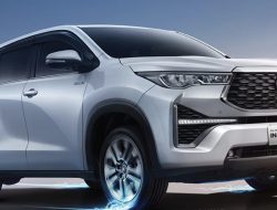 Innova Zenix Jadi Favorit: 10 Mobil Hybrid Paling Diminati Juli 2024