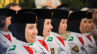 Bobby Nasution Jamu Makan Malam Paskibraka Kota Medan