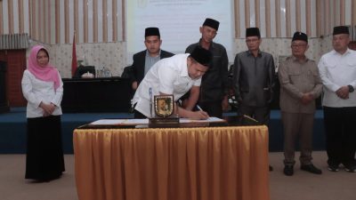 DPRD Sergai Sahkan Dua Ranperda Menjadi Perda