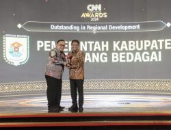 Maksimalkan Inovasi dalam Pembangungan Daerah, Pemkab Sergai Terima CNN Awards 2024