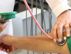 Turunkan Tekanan Darah Tanpa Obat, 4 Tips Mudah dan Efektif