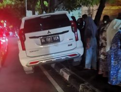 Pajero Lompat ke Atas Trotoar di Jalan Brigjen Katamso Medan