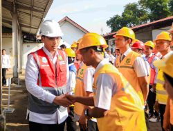 Rico Waas Tekankan Integritas, Kualitas, dan Efisiensi pada Apel Dinas SDABMBK