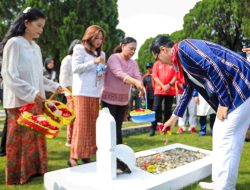 Pimpin Ziarah Peringatan Hari Pattimura ke-208, Wali Kota Kenakan Baju Khas Maluku