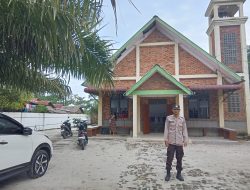 Polsek Bandar Khalipah Intensifkan Pengamanan Gereja Saat Ibadah Minggu