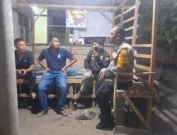 Bhabinkamtibmas Polsek Rambutan Sambangi Pos Kamling, Wujudkan Keamanan Warga