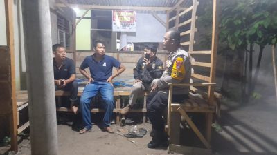 Bhabinkamtibmas Polsek Rambutan Sambangi Pos Kamling, Wujudkan Keamanan Warga