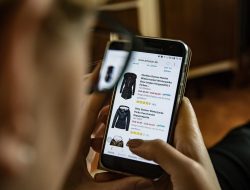 Menteri Keuangan Sri Mulyani Resmi Berlakukan Pajak untuk Pedagang Online