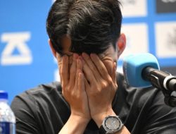 Son Heung Min Menangis saat Umumkan Perpisahan dengan Tottenham