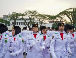 Upacara Penurunan Sang Merah Putih Berlangsung Khidmat