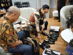 Kembalikan Kejayaan Sepatu Lokal, Rico Waas Berencana Adakan Sayembara Desain Sepatu
