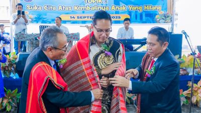 Hadiri Pesta Transformasi HKBP Pasar Melintang, Rico Waas Ingatkan Pentingnya Semangat Perubahan