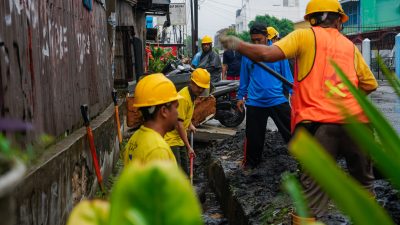Pemko Medan Peringati World Cleanup Day Dengan Menggelar Gotong Royong Massal dan Normalisasi Drainase