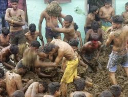 Usai Diwali, Warga India Rayakan Festival Kotoran Sapi