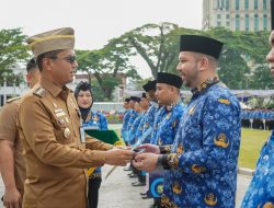 Rico Waas Serahkan 8.533 SK PPPK Paruh Waktu Pemko Medan