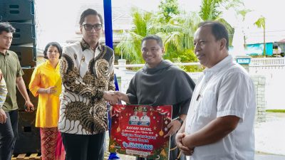 Safari Natal di Paroki St. Fransiskus Assisi Padang Bulan, Rico Waas Ajak Jemaat Perkuat Keharmonisan Keluarga