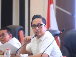 Rico Waas Ultimatum Camat, Jangan Ada Lagi Sampah Berserakan Di Medan !