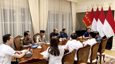 Presiden Prabowo Perintahkan Hunian Layak untuk Warga Pinggir Rel Kereta Api Senen