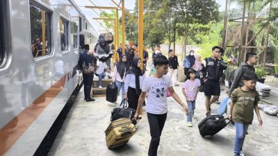 Arus Balik Memuncak, 15 Perjalanan KA di Sumut Ludes Terjual
