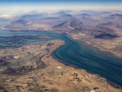 Meski Ditutup Kembali, Lebih dari 20 Kapal Sukses Lintasi Hormuz