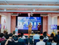 Ketika Rico Waas Menggali Mimpi dan Menyalakan Nyali Mahasiswa