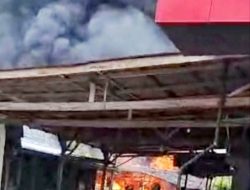 Kebakaran Hebat Melanda Gudang Mobil di Kisaran