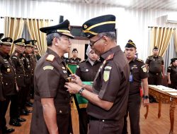 Lantik Pejabat Baru, Kajati Sumut: Jabatan adalah Amanah, Jangan Cederai Rasa Keadilan