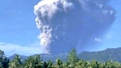 Aktivitas Meningkat, Gunung Dukono Semburkan Abu 10 Kilometer dan Tutup Jalur Pendakian
