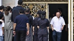 Disambut Ratusan Pendukung, Eks PM Thailand Thaksin Shinawatra Bebas dari Penjara