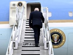 Rombongan Trump Buang Seluruh Barang dari China Sebelum Naik Air Force One