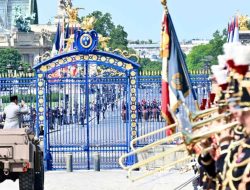Presiden Prabowo Disambut Upacara Kehormatan Kenegaraan di Les Invalides Paris