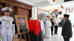 Presiden Prabowo Beri Penghormatan Terakhir kepada Almarhum Jenderal TNI (Purn) Ryamizard Ryacudu